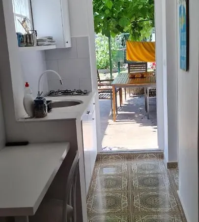 Centar Paklenica アパート セリネ