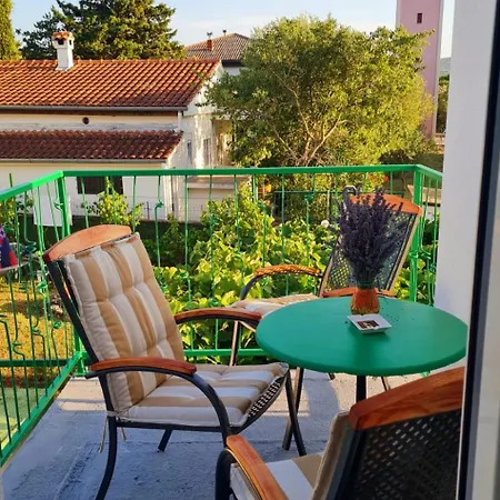 Centar Paklenica アパート