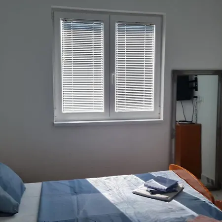 Centar Paklenica *