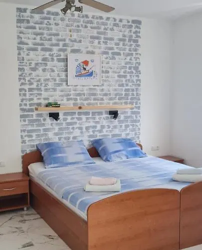 Centar Paklenica